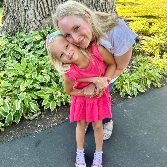 Meet your Posher, Emily - Picture 1 of 1